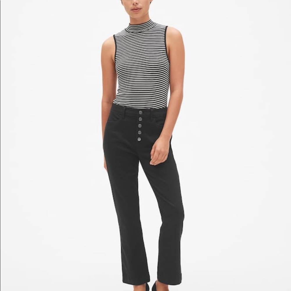NWT Gap kick crop black pant - 4T
